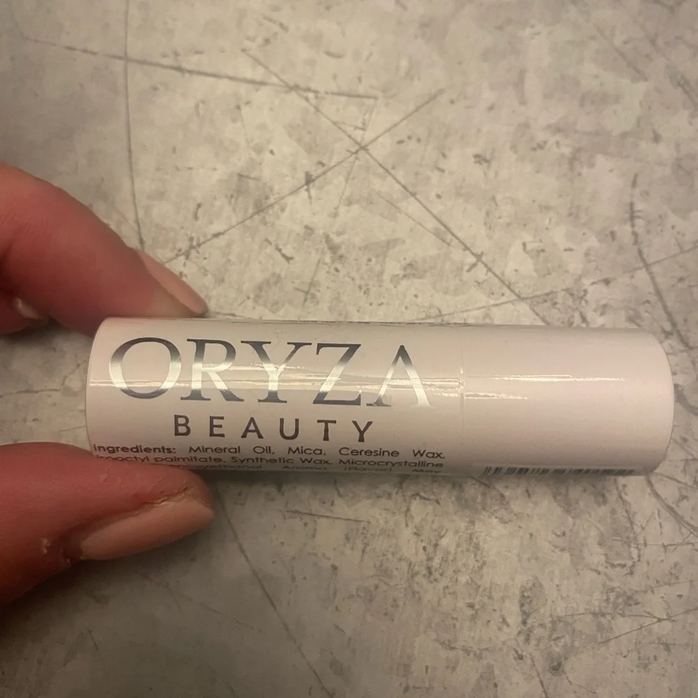Oryza beauty lipstick in Opus
